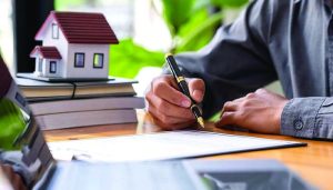 مزایا و معایب تبدیل شدن به یک مشاور املاک